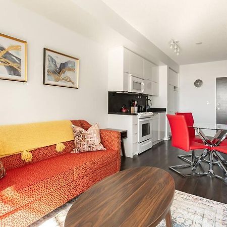 Luxury Downtown Lakeview & City View Condo 多伦多 外观 照片