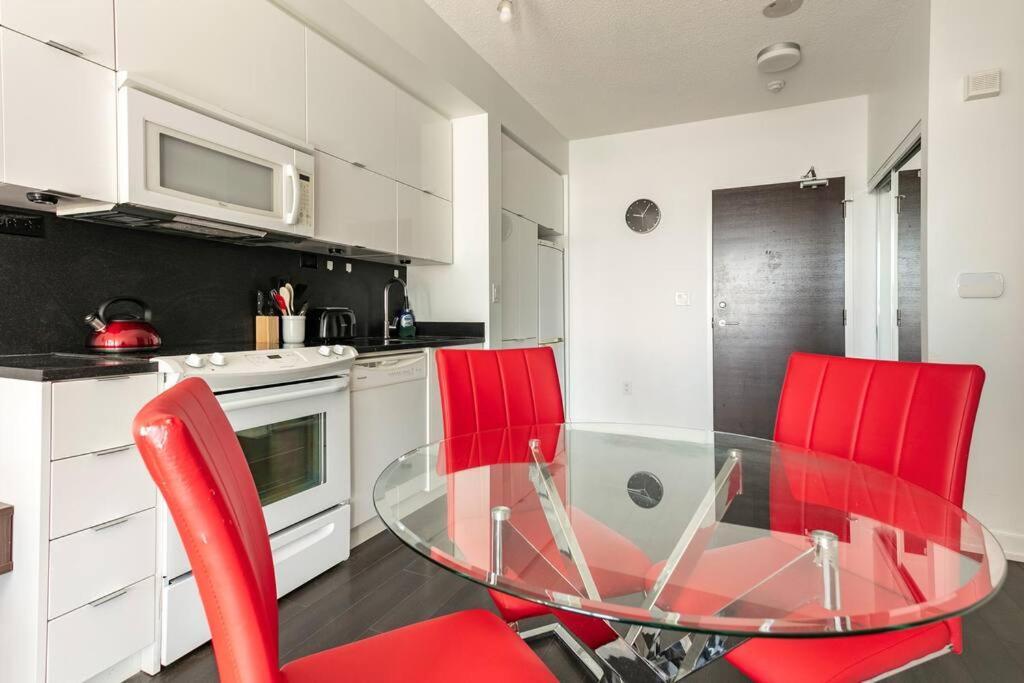 Luxury Downtown Lakeview & City View Condo 多伦多 外观 照片